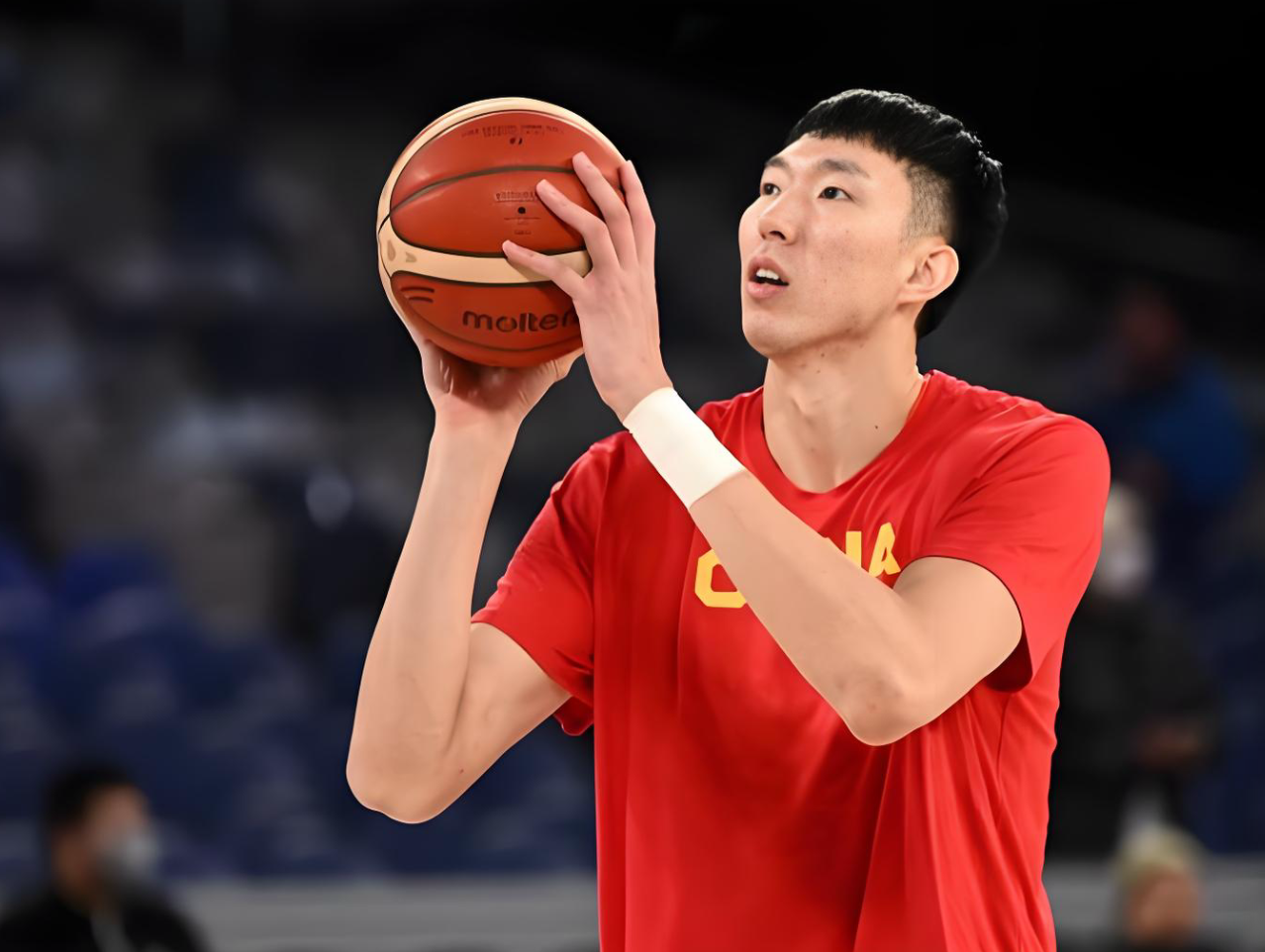 世界杯积分榜-6盖帽！解说：身价要暴涨了 球迷：可代替周琦参加世预赛