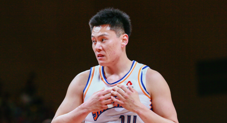 世界杯积分榜-正负值最高！他只打第二场国家队比赛，却成了男篮赢球最大功臣！